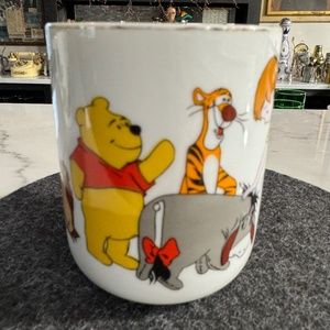 Vintage Disneyland Walt Disney World Winnie the Pooh Mug Gold Rim Made in Japan